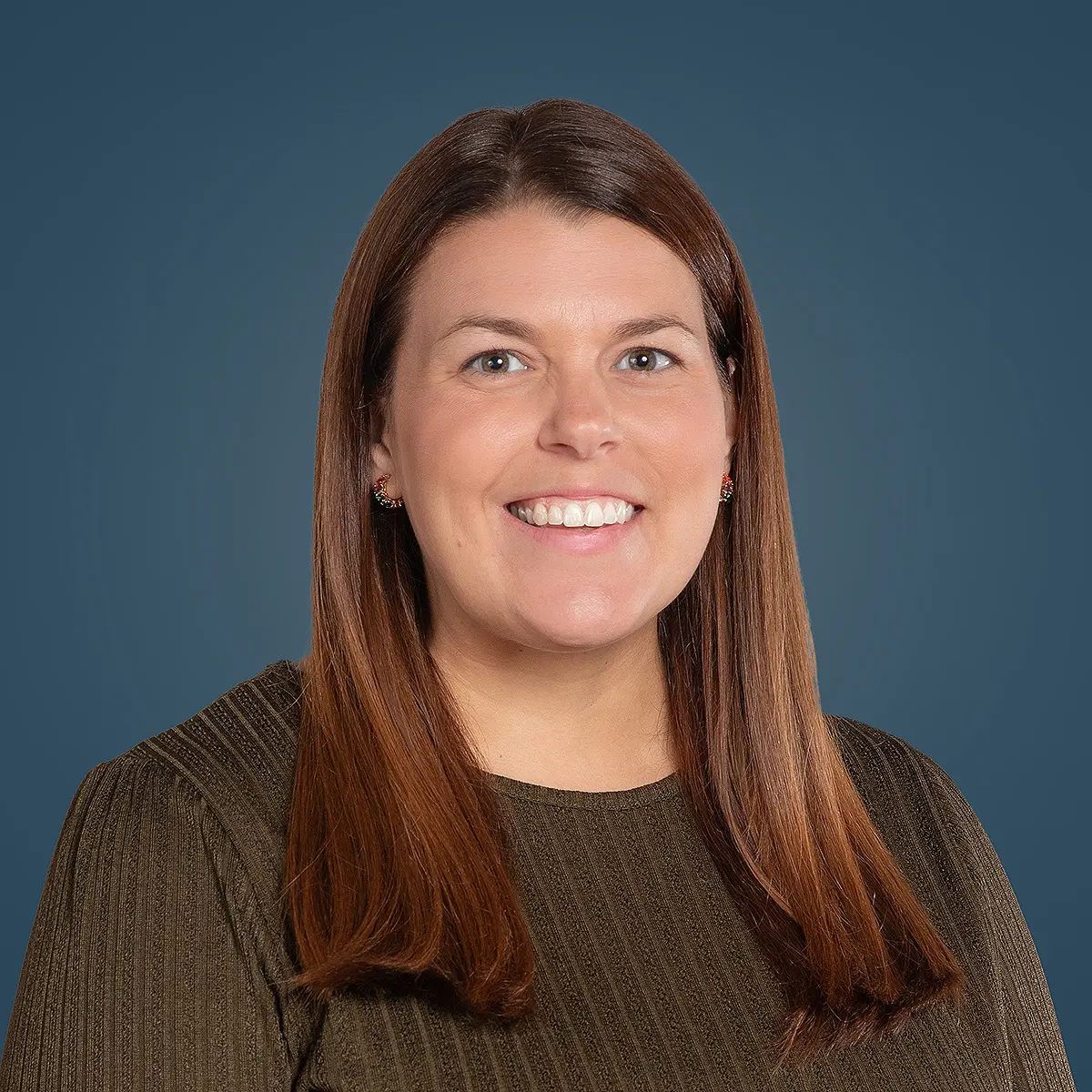 Hayley Azevedo headshot