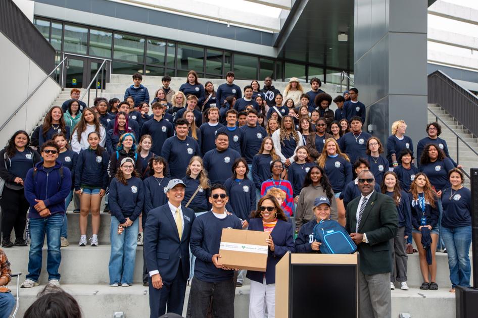 With support from AT&T, CSUMB launches Leadership Fellows | California ...