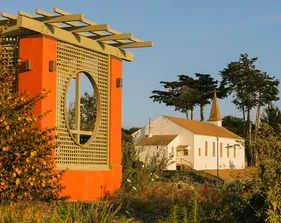 Alumni and Visitor Center outside