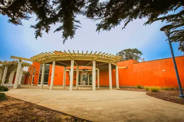 Front of the Alumni and Visitor Center