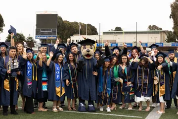 Graduates with Monte