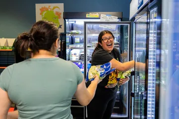 Students shopping for food