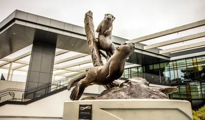 Otter statue