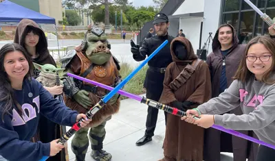 Otter Thursday Star Wars theme