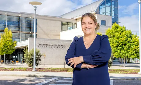 Vanya Quinones outside CSUMB library