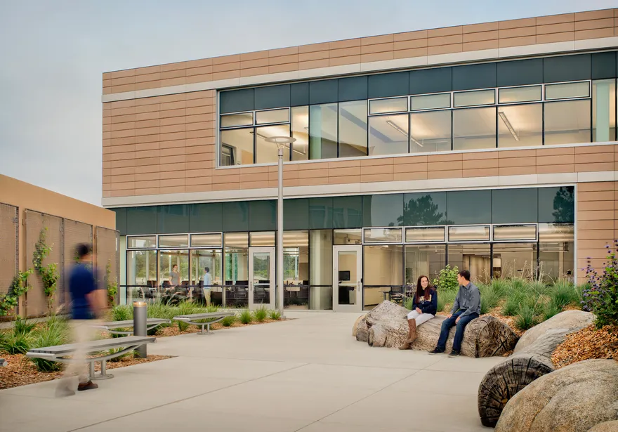 An image of the BIT building