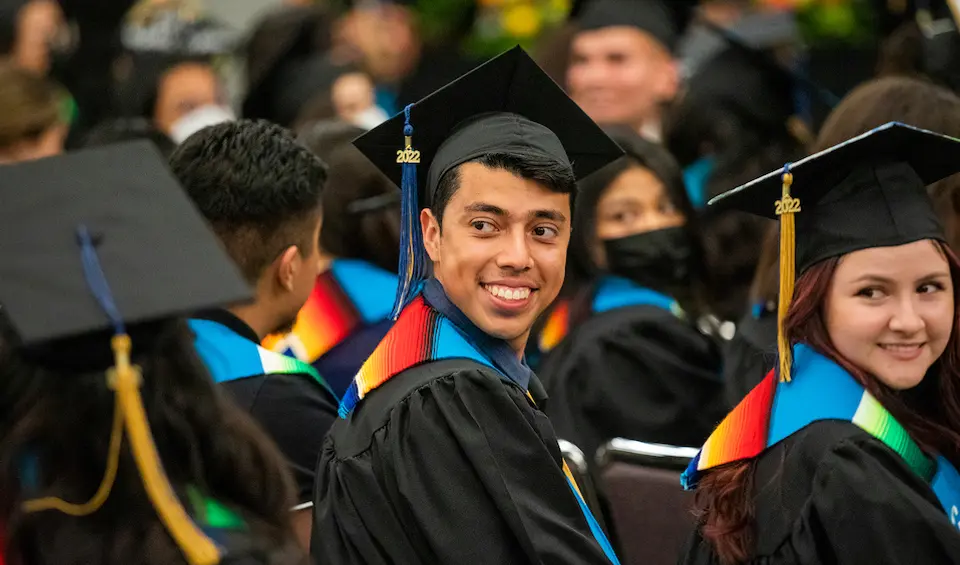 Latinx grads discuss love, trauma, familia at CSUMB affinity ...
